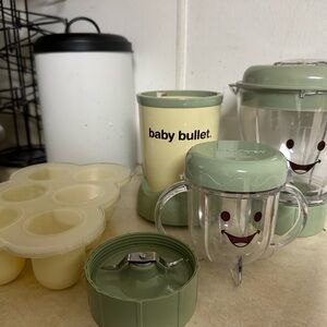 Baby Bullet Baby Food Maker- storage containers, grain mill, small batch cup
